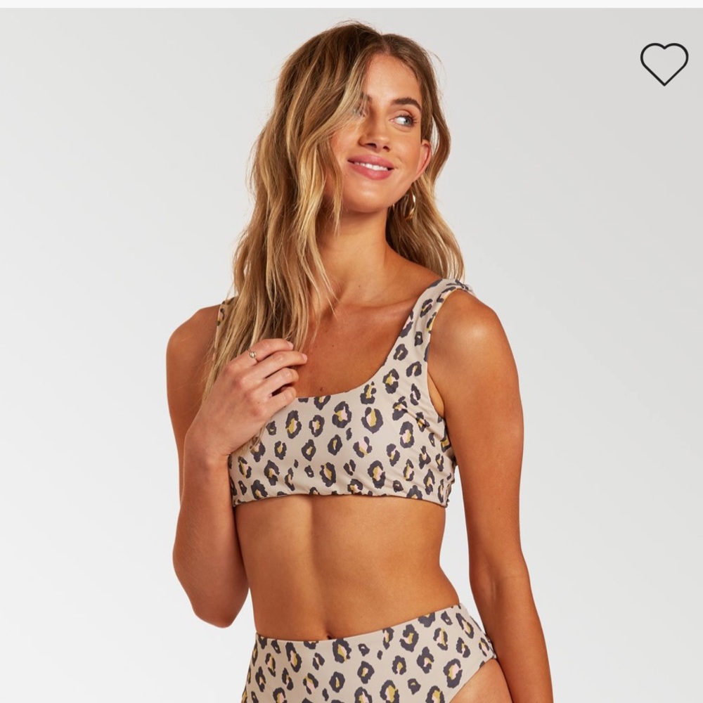 🆕 NWT Billabong Sweet Sands Tank Reversible Bikini Top - Picture 5 of 14